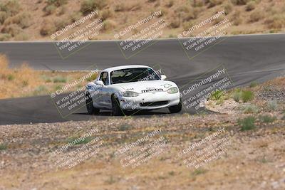 media/Jun-01-2025-CalClub SCCA (Sun) [[eae223c5dd]]/Group 5/Qualifying/